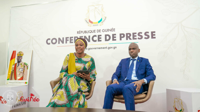 CONFÉRENCE CONJOINTE DES MINISTRES OUMAR DIOUHÈ BAH ET HADJA AMINATA KABA SUR L’ÉVALUATION DES ÉCOLES DE SANTÉ ET L’ORGANISATION DU CONCOURS 2024